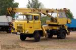 Autodrehkran ADK 100 (TAKRAF) auf IFA L 60 1218 4x4 (Allradantrieb) - Hersteller (Kranaufbau): VEB Maschinenbau »Karl Marx« Babelsberg - Hersteller (Fahrgestell): VEB IFA-Automobilwerk